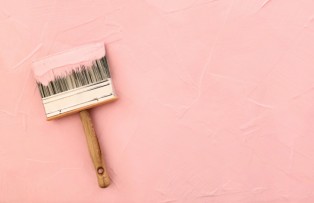 Hasil Cat Belang-Belang? Bisa Jadi Masalahnya Ada di Kuas, Bukan Catnya