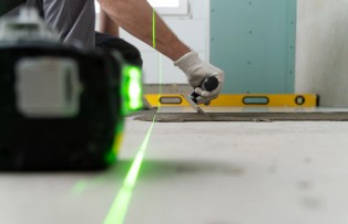 Waterpass Mini Membantu Pekerjaan Finishing Rumah Jadi Lebih Rapi dan Akurat